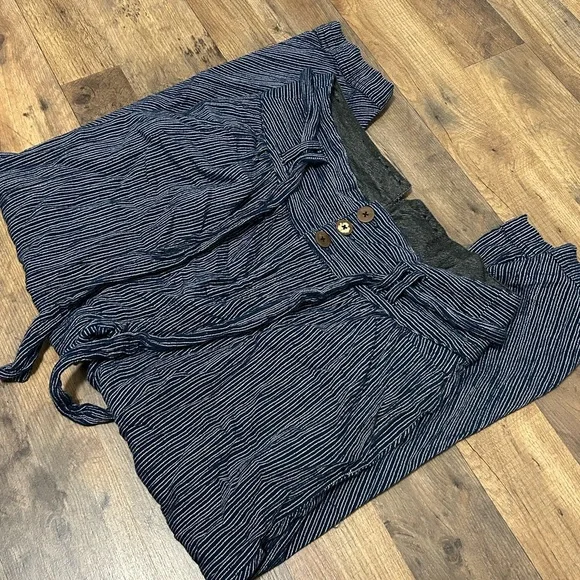 Free People Navy Striped Cropped Pants - Picture 6 of 6